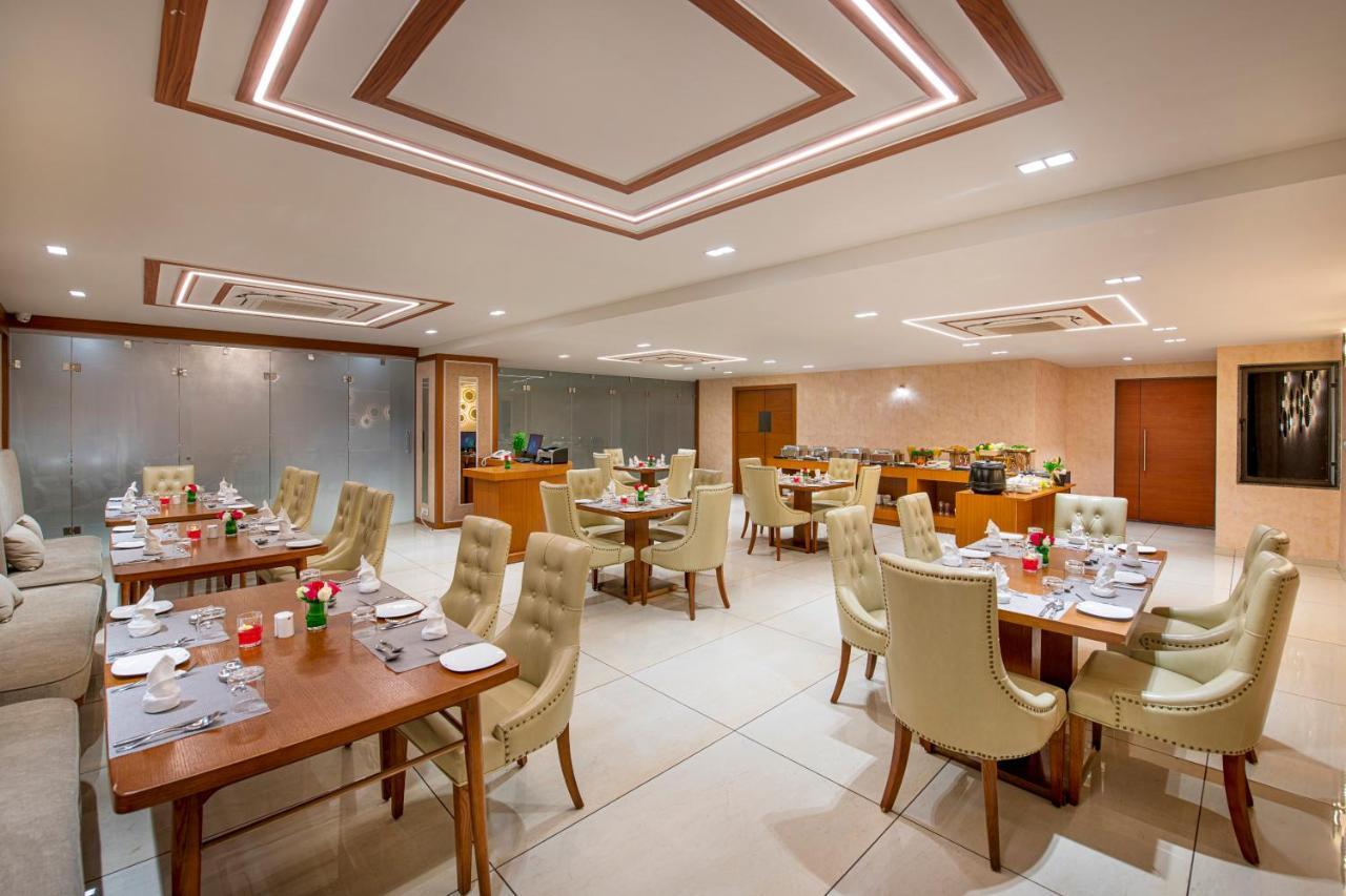 Sk Lords Inn Amhedabad Dış mekan fotoğraf