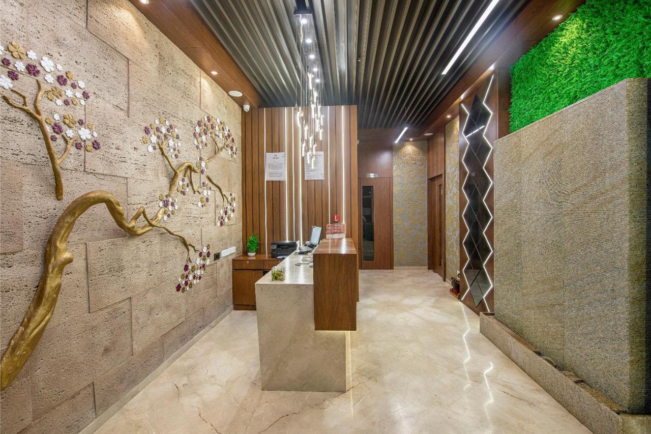 Sk Lords Inn Amhedabad Dış mekan fotoğraf