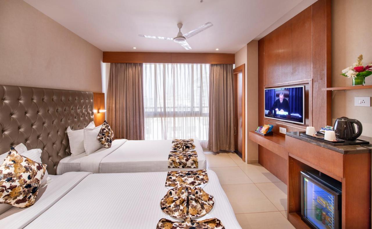 Sk Lords Inn Amhedabad Dış mekan fotoğraf