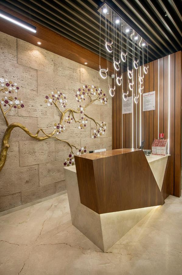 Sk Lords Inn Amhedabad Dış mekan fotoğraf