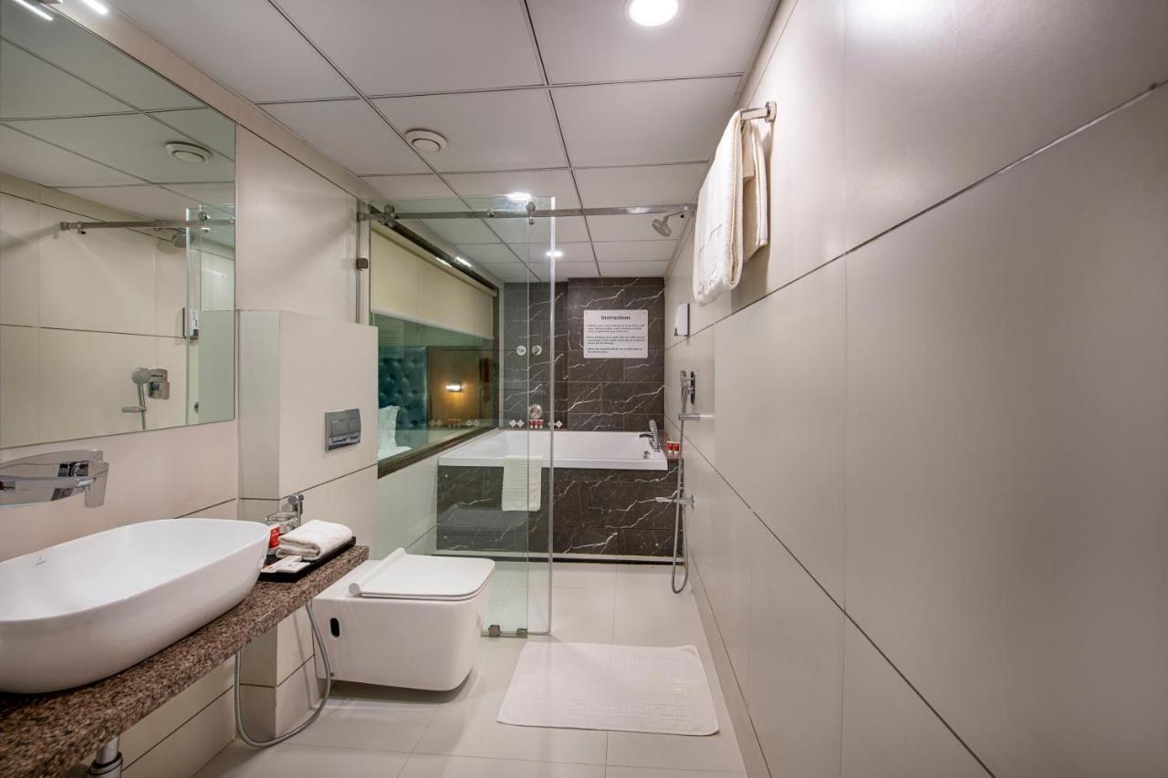 Sk Lords Inn Amhedabad Dış mekan fotoğraf
